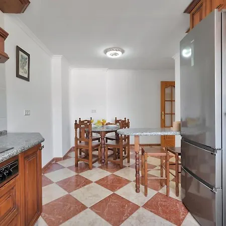 Con Jacuzzi Y Parking En San Pedro - Del Valle 72 2 Apartament